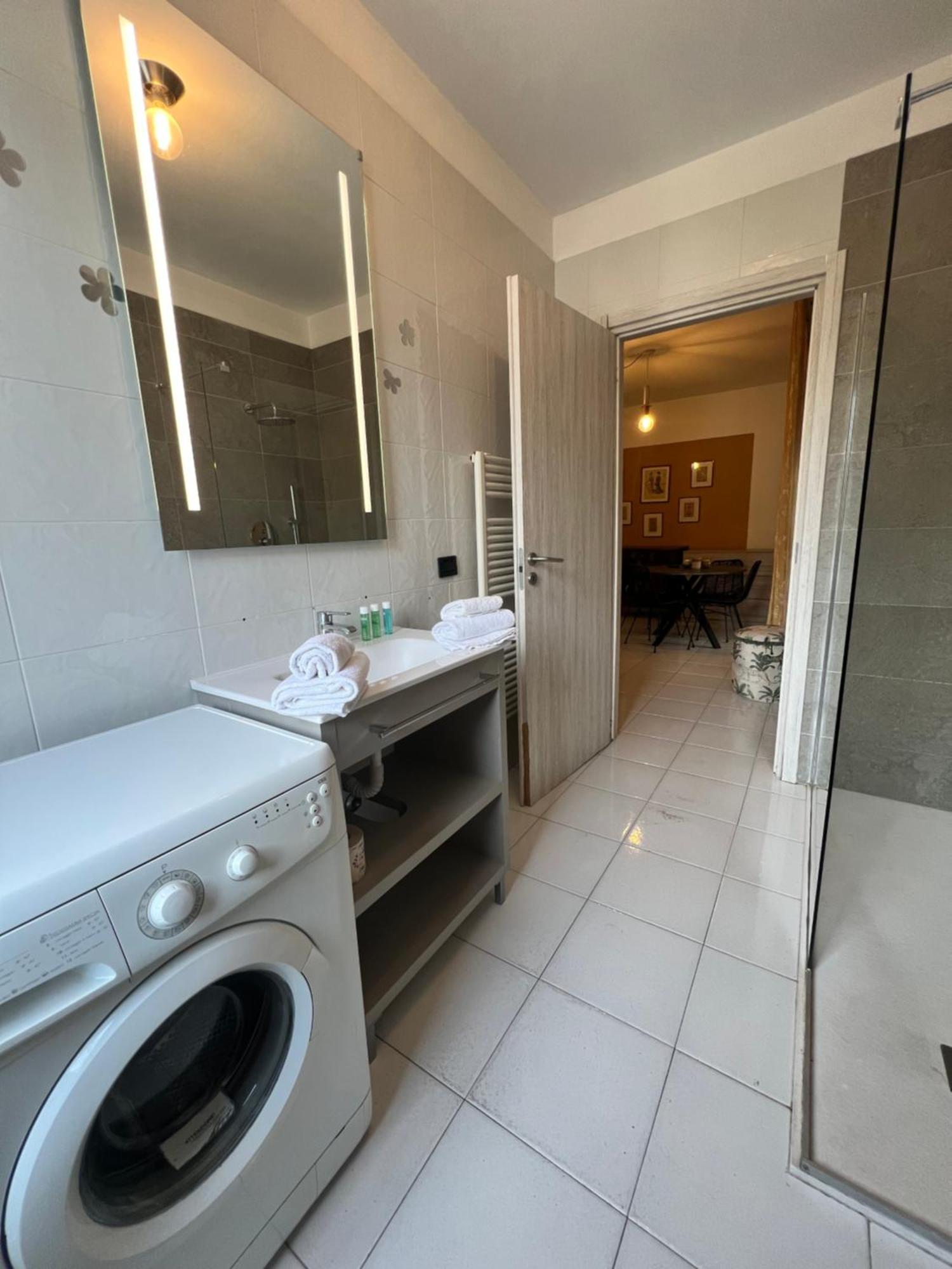 5 Viale Fano Apartment Rimini Exteriör bild